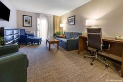 Comfort Inn & Suites Erie - Splash Harbor Indoor W