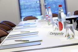 Campanile Dreux