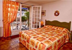 Jas Neuf Sainte Maxime
