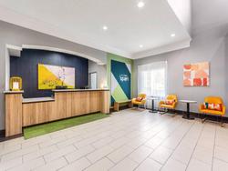 Quality Suites La Grange