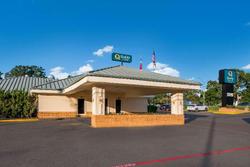 Quality Inn & Suites Lufkin Area