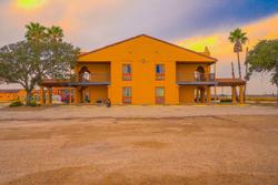 OYO Hotel Kingsville - Hwy 77