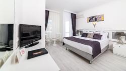 Seray Deluxe Hotel
