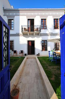 Pudra Hotel