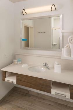Hampton Inn & Suites Asheville Biltmore Village