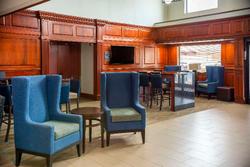 Comfort Suites Outlet Center