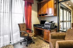 Comfort Inn & Suites Henderson - Las Vegas