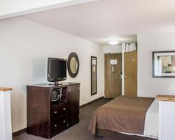 Quality Inn & Suites Sturgeon Bay area