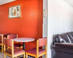 Rodeway Inn Winslow I-40