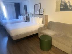Spark by Hilton Lakewood Denver Southwest