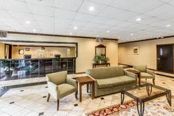 Quality Inn & Suites -Statesboro Historic District