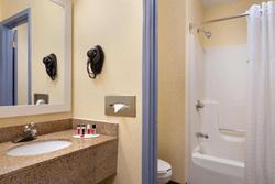 Days Inn Suites By Wyndham Merrillville