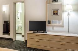 Rodeway Inn State College - near University