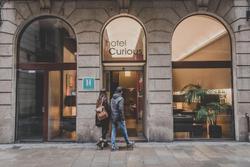 Hotel Curious