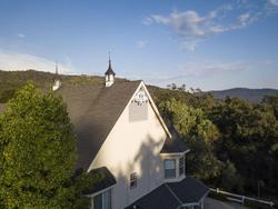 Hounds Tooth Inn