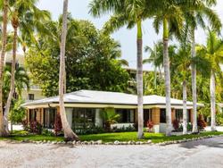 La Siesta Resort & Villas