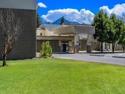 Yellowstone Park Inn & Suites