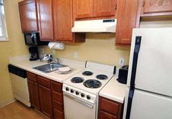 Mainstay Suites Middleburg Heights