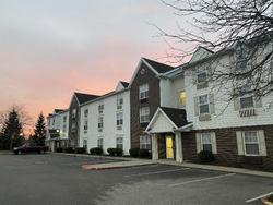 Mainstay Suites Middleburg Heights