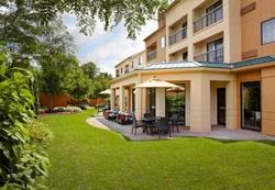 Courtyard Newark Granville