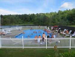 Commodores Inn
