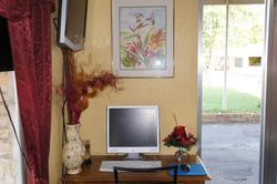 Ozark Inn & Suites