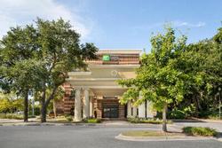 Holiday Inn Express Hotel & Suites Mount Pleasant