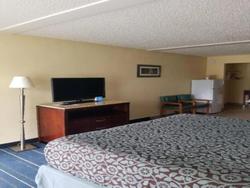 Days Inn by Wyndham Clearwater/Central