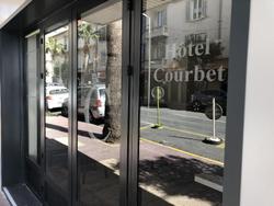 Courbet Hotel