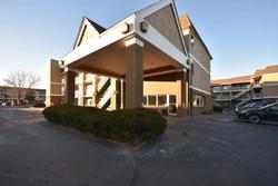 HomeTowne Studios Denver - Lakewood West
