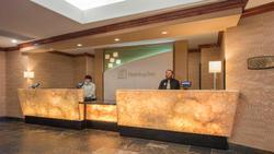Holiday Inn Lakewood