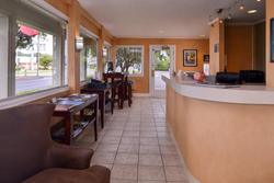 Campus Inn And Suites