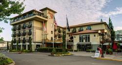 Inn at the 5th