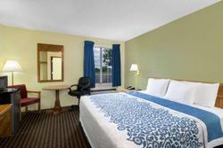 Days Inn by Wyndham Newton