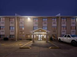 Super 8 by Wyndham Evansville East