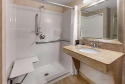 Wingate By Wyndham Erie