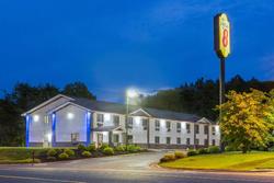 Super 8 by Wyndham Farmville