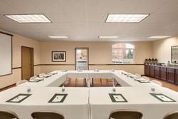 Country Inn & Suites by Radisson, Sioux Falls, SD