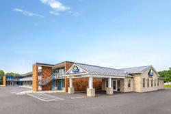 Days Inn by Wyndham Frederick