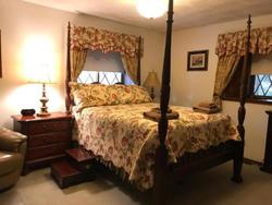 7 Gables Inn and Suites