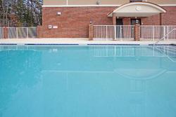 Holiday Inn Express & Suites Hope Mills