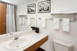 Super 8 by Wyndham Stevensville