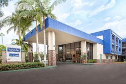 Travelodge Inn & Suites Wyndham Anaheim Disneyland