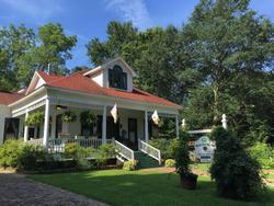 White Oak Manor Bed & Breakfast