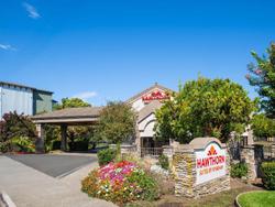 Hawthorn Suites By Wyndham Napa Valley