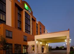 Holiday Inn Express Hotel & Suites Dallas Ft. Wort