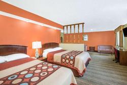Super 8 by Wyndham Wilmington