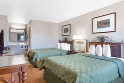 Days Inn by Wyndham Kingman East