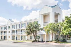 Baymont by Wyndham Wilmington
