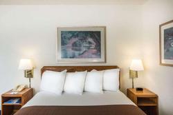 Baymont by Wyndham Wilmington